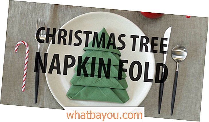 कमाल तह तकनीक क्रिसमस पेड़ में अपने नैपकिन बदल जाता है