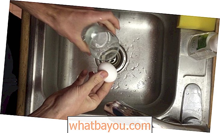 Ľahké zasekávanie potravín: olúpame vajcia uvarené za pár sekúnd